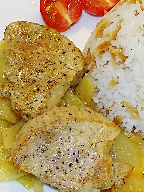 poledwiczki duszonew cebuli www 